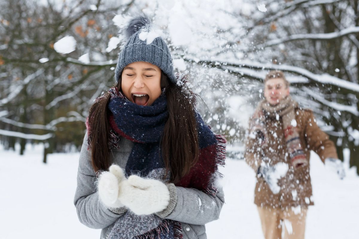 Snowball play